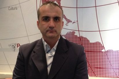 Gabriel Cruz: "Chaves sólo intervino en el Congreso cuatro veces, cada intervención suya vale 23.000 euros"