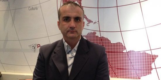 Gabriel Cruz: "Chaves s&oacute;lo intervino en el Congreso cuatro veces, cada intervenci&oacute;n suya vale 23.000 euros"
