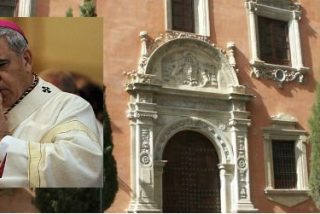 El juez env&iacute;a a la Polic&iacute;a Judicial al Arzobispado de Granada para entregar en mano a Mart&iacute;nez su auto