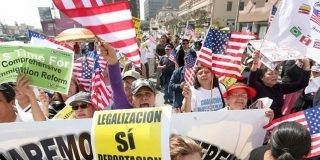 Trump paraliza el asilo y la inmigración del "tercer mundo"