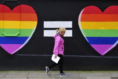 Parolin tilda la aprobaci&oacute;n del matrimonio gay en Irlanda de "derrota para la humanidad"