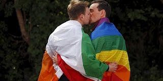 Irlanda dice "s&iacute;" al matrimonio homosexual en refer&eacute;ndum; ahora falta Irlanda del Norte