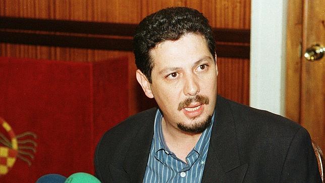 Piden 231 años de cárcel para 30 miembros del PSOE y CPM por compra de votos en Melilla