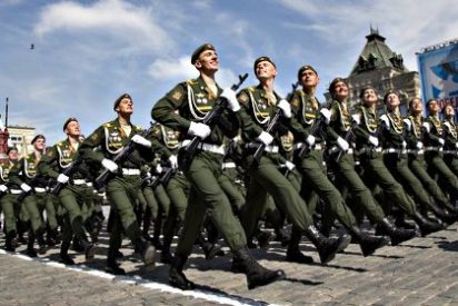 Putin hace gala de m&uacute;sculo militar ruso al estilo sovi&eacute;tico en el mayor Desfile de la Victoria