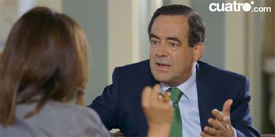 Una vela a Dios y otra al diablo: Jos&eacute; Bono llama extremista a Podemos, pero pactar&iacute;a con ellos en Castilla-La Mancha