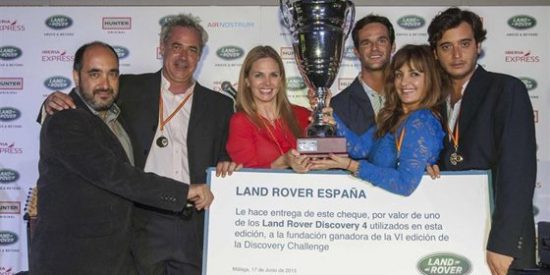 Genoveva Casanova y José Bono, vencedores del VI Land Rover Discovery Challenge