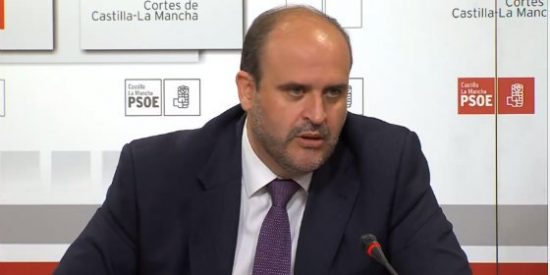 Guijarro (PSOE), tras cerrar el acuerdo de investidura con Podemos: "Se abre una nueva etapa para la CCAA"
