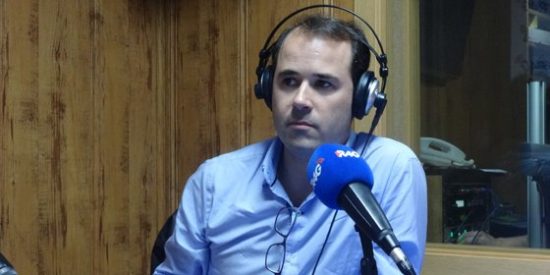 Javier Chicote: "El uso chapucero de la bandera es una dislexia de Pedro S&aacute;nchez, que pacta con los que m&aacute;s urticaria les produce la bandera de Espa&ntilde;a"