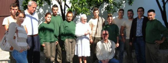 El Alcalde de Valencia de Alc&aacute;ntara visita la Residencia de San Antonio