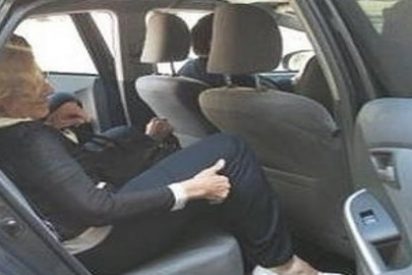 ¡Pillada! Carmena coge el coche oficial para recorrer un kilómetro... ¿no quiere soponcios?