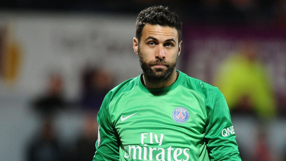 Tras descartar a Valdés, es el favorito para ocupar la portería del Valencia
