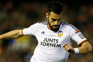 Las razones que complican la llegada de Negredo a Sevilla