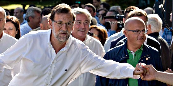 El PP suma ya el 32,1% de los votos, el PSOE est&aacute; anclado en el 24,9%, Podemos cae al 13,2% y Ciudadanos saca el 10,4%