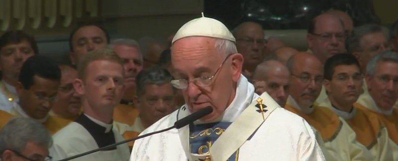 El Papa pide en la catedral de Filadelfia una "participación más activa de los laicos"