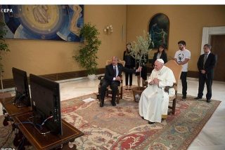 Director de Scholas: "Abri&eacute;ndole su coraz&oacute;n al Papa, se encontraban entre ellos"