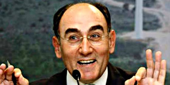 Jos&eacute; Ignacio S&aacute;nchez Gal&aacute;n pone a los clientes de Iberdrola a producir su porpia electricidad