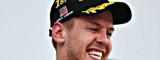 Sebastian Vettel intenta ser gracioso y se lleva dos miradas asesinas