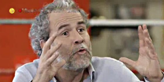 El cretino de Willy Toledo sale de la 'tumba' para apoyar a los independentistas de la CUP