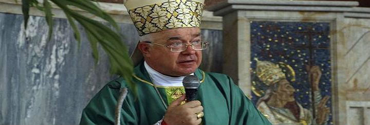 El Vaticano despide a Wesolowski en un funeral sin homil&iacute;a