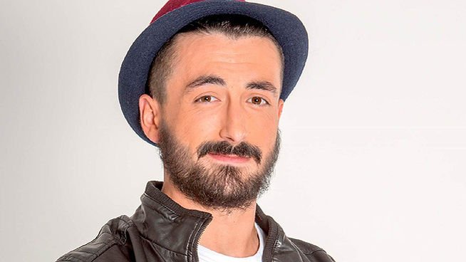 &iexcl;Aritz (GH16) entra en el armario! Aparece su novia desde hace dos a&ntilde;os... &iquest;Nos est&aacute; tomando el pelo?
