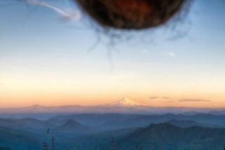 La nueva moda de hacer fotos a los paisajes con los cojones colgando