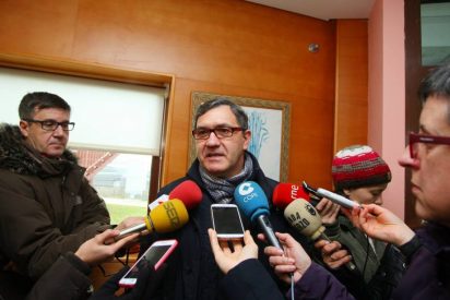 El PP compara al tripartito de Cacabelos con el chavismo