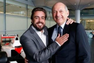 Dennis insin&uacute;a que Alonso podr&iacute;a tomarse un a&ntilde;o sab&aacute;tico