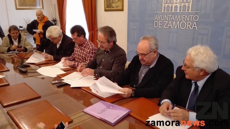 El Ayuntamiento de Zamora, CEOE, CCOO y UGT firman un convenio "pionero en Castilla y Le&oacute;n" para garantizar la estabilidad del empleo