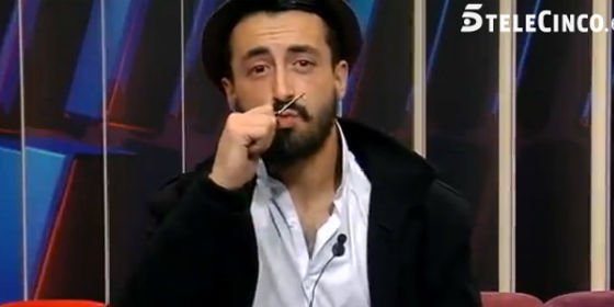 La verdadera y grotesca cara de Aritz sale a la luz gracias a las c&aacute;maras 'ocultas' de 'GH16'