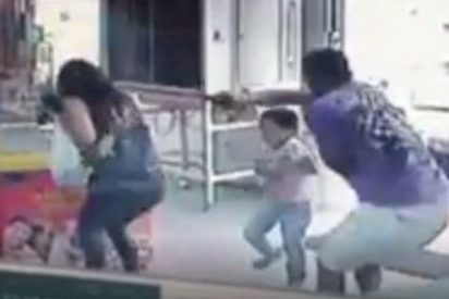 As&iacute; asesinan a una profesora delante de su hija mientras le compra un helado