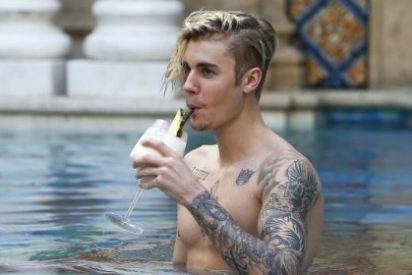 Las fotos de Justin Bieber marcando paquete en la mansi&oacute;n de Versace
