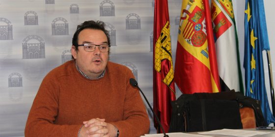 La nueva ordenanza de protecci&oacute;n animal en M&eacute;rida ser&aacute; debatida en el pr&oacute;ximo pleno