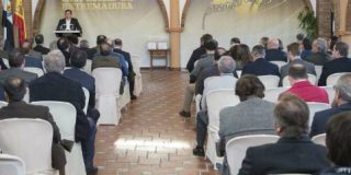Vara pone el jam&oacute;n ib&eacute;rico DO Dehesa de Extremadura como ejemplo de calidad