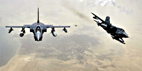 Reino Unido bombardea a los decapitadores del ISIS en Siria a la hora de aprobarlo el Parlamento