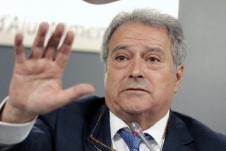 Como siempre, fue la Prensa la que destap&oacute; la trama corrupta de Rus y sus compinches