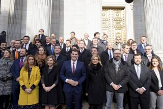 Congreso: Podemos pone el circo, Ciudadanos y PSOE los pactos y el PP la co&ntilde;a
