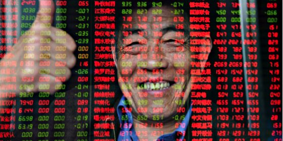 Las bolsas chinas suben un 2% tras la intervención de Pekín