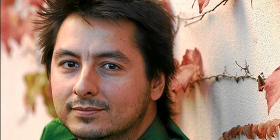"El kikirikí indignado de Pablo Iglesias le suma un punto más de corral al corral diario"