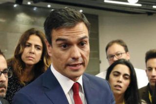 El d&iacute;a en Pedro S&aacute;nchez se tir&oacute; en plancha a la piscina independentista