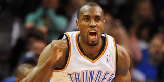 Ibaka brilla ante Dallas y Calder&oacute;n cae en el derbi neoyorquino