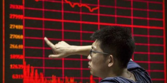 Las bolsas chinas celebran con subidas superiores al 2% el cambio del supervisor de los mercados