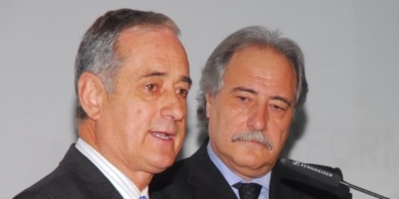 Empieza el juicio contra los socialistas Molt&oacute; y Ortega, gerifaltes de CCM, por falsear cuentas de la caja