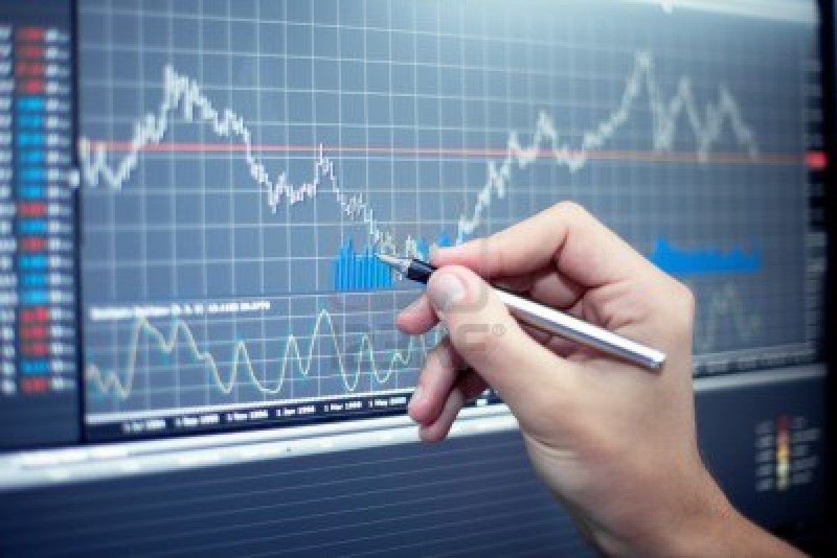 El Ibex cae un 0,17% en la apertura y defiende los 8.500 enteros, con BBVA y Gas Natural Fenosa al alza