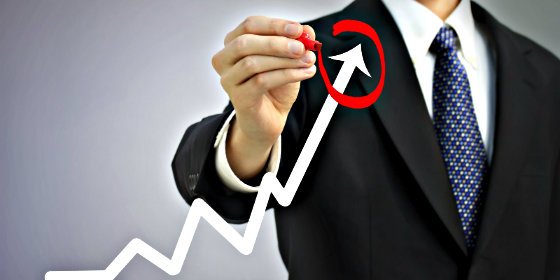 El Ibex se impulsa un 3,53% y lucha por conquistar los 8.200 puntos