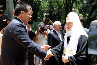 Horacio Cartes recibe al patriarca ruso