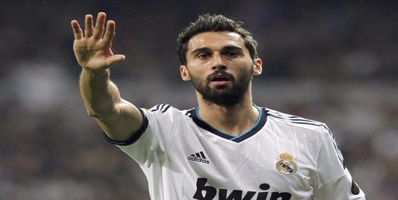 Alvaro Arbeloa: "El respeto que Piqué no tiene a mi familia lo tengo yo a la suya"