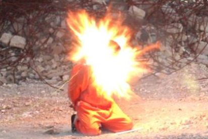 As&iacute; decapita el ISIS al enfermero con un collar explosivo por chivato