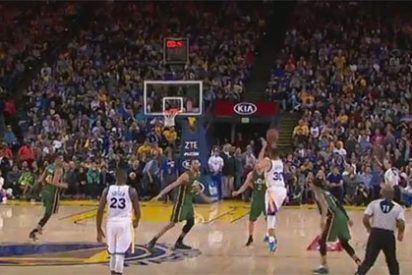[V&Iacute;DEO] Otra proeza de Stephen Curry: se marca un triple desde el centro de la cancha sobre la bocina