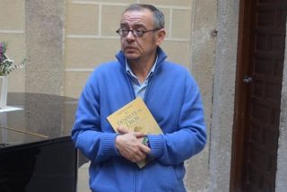 Transexual espa&ntilde;ol recibido por el Papa cuenta su historia en un libro