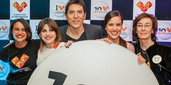 Los rostros del grupo se vuelcan con los hospitales infantiles y la normalización de la discapacidad